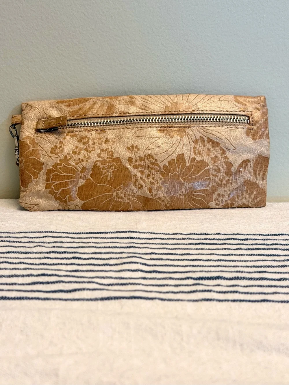 Metallic Gold Floral Foldover Clutch Wallet Wristlet Organizer Evening Bag